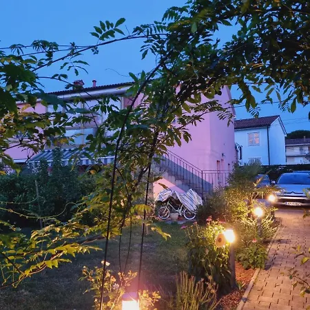 아파트 Adel 이졸라