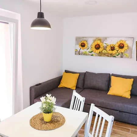Apartment Adel Izola
