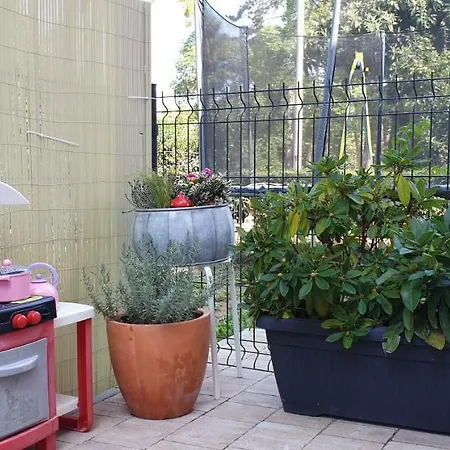 Adel Apartment