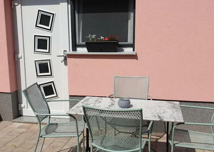 Апартаменты Adel *